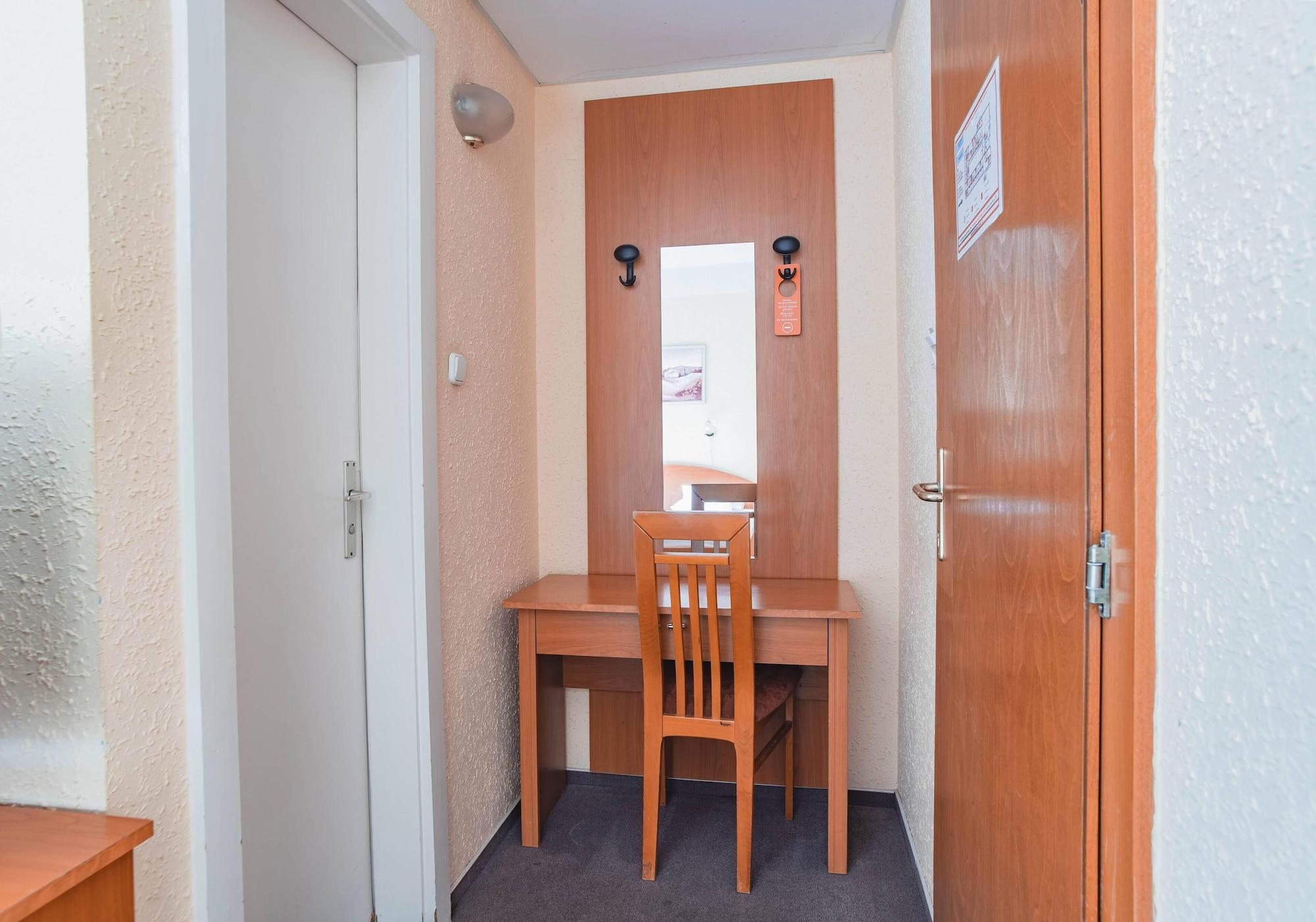 Homoky Hotels Bestline Hotel Βουδαπέστη Εξωτερικό φωτογραφία