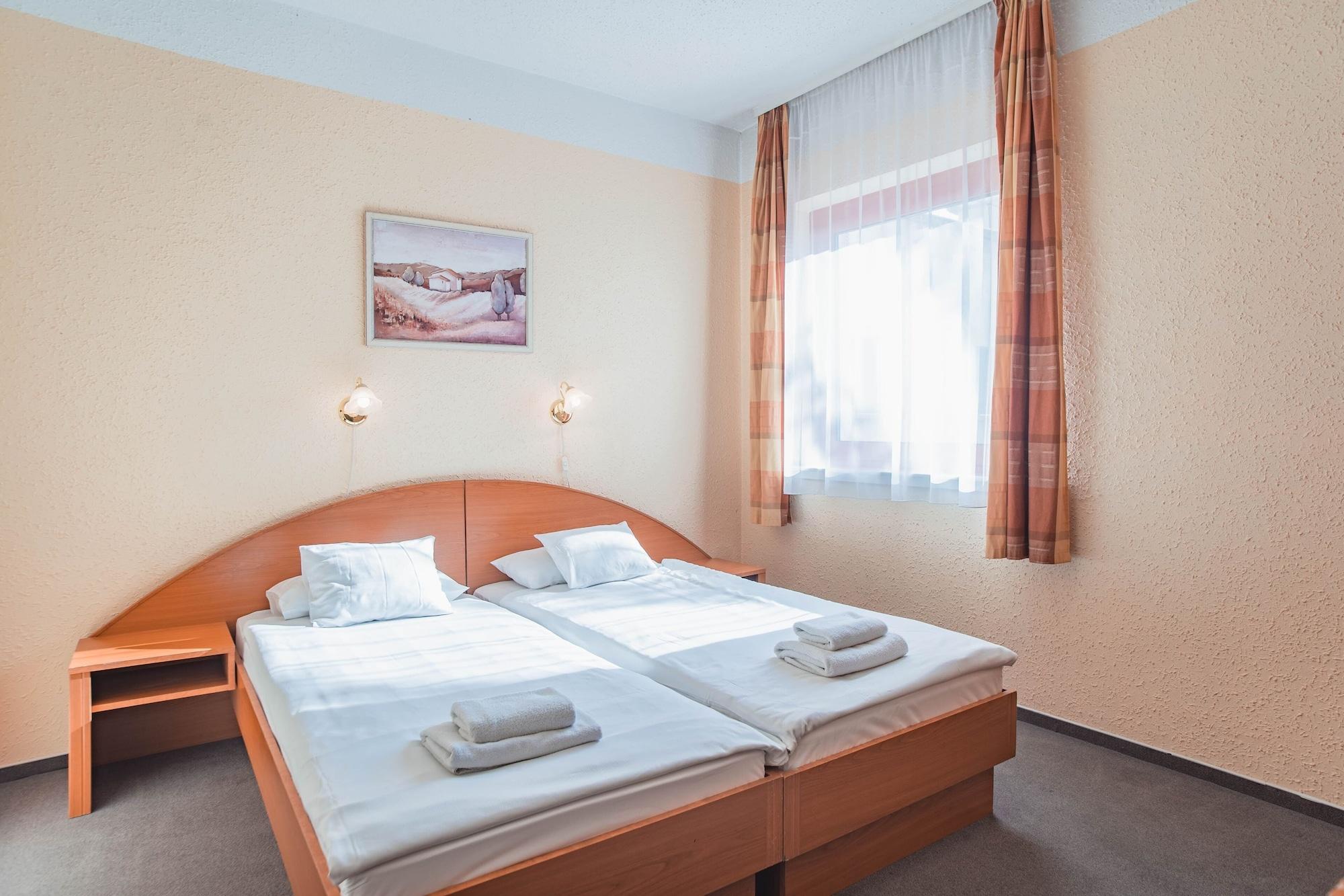 Homoky Hotels Bestline Hotel Βουδαπέστη Εξωτερικό φωτογραφία