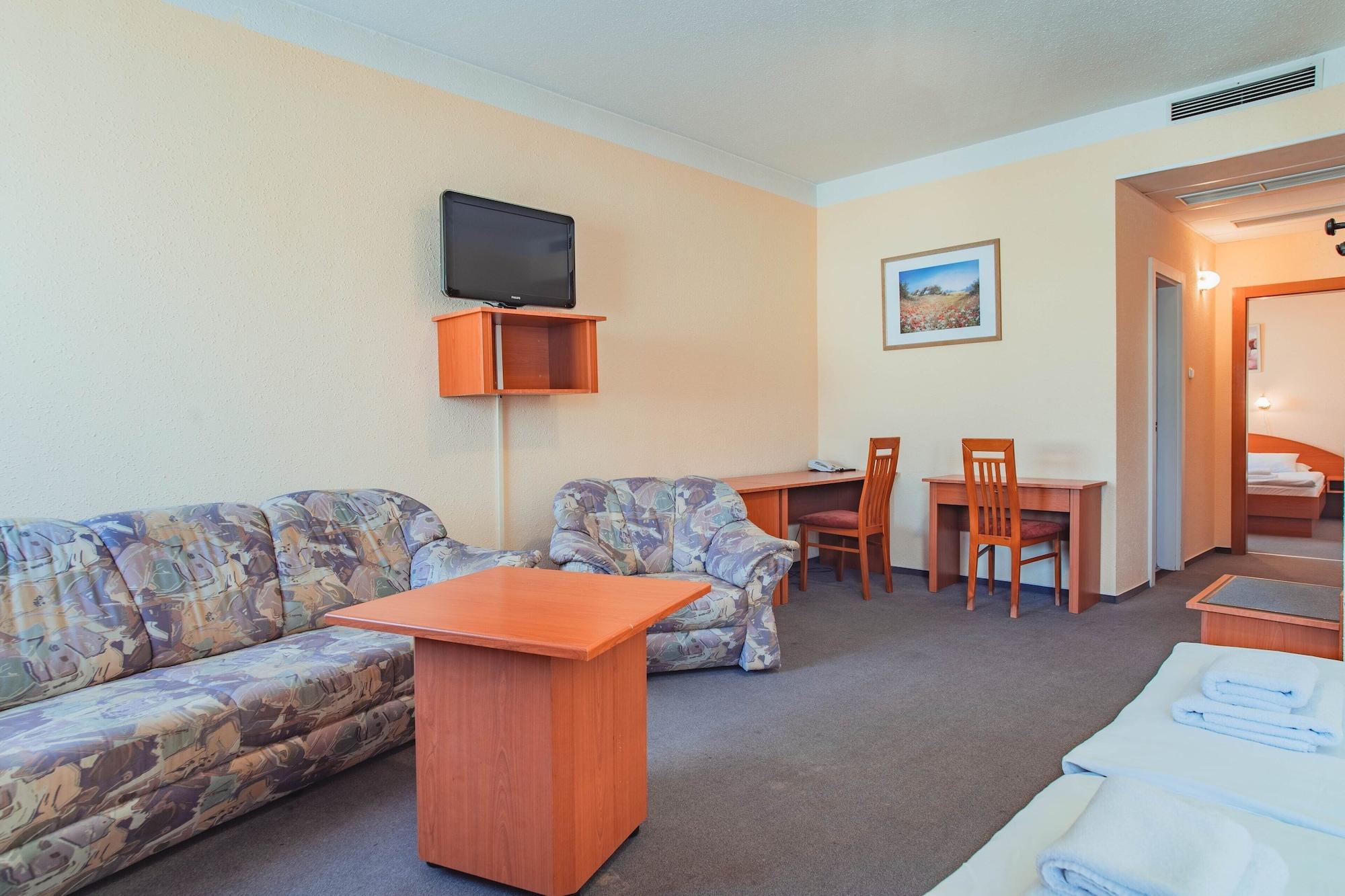 Homoky Hotels Bestline Hotel Βουδαπέστη Εξωτερικό φωτογραφία